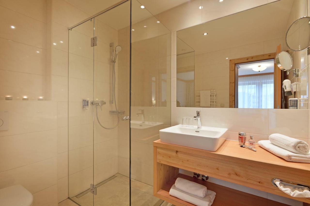 Hotel Ritterhof เอลล์เมา ภายนอก รูปภาพ